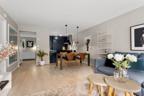 現(xiàn)代簡(jiǎn)約室內(nèi)裝飾裝修圖片 廣告素材 下載至來源處