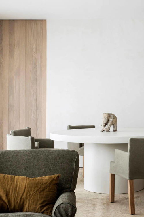 極簡西班牙設計,獨特而溫暖的空間